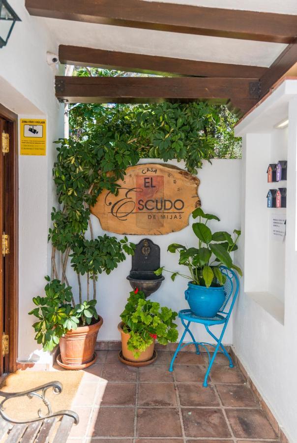 Hostal El Escudo De Mijas Exterior photo