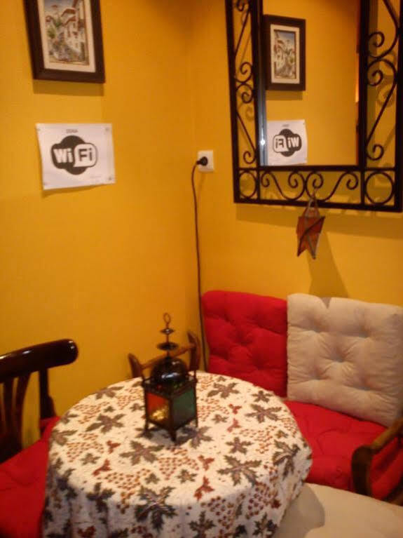 Hostal El Escudo De Mijas Exterior photo